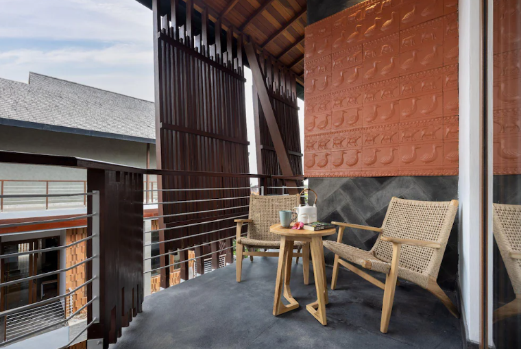 Mokko Suites Batubelig