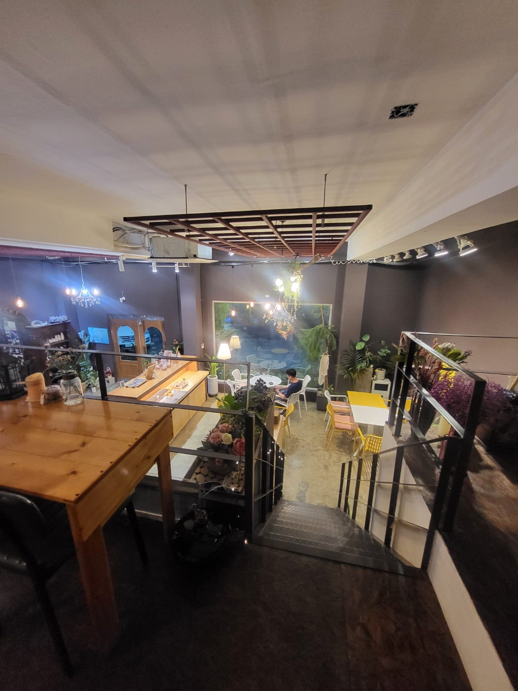 청주 죽림동 카페 (빈센트마퀴스)