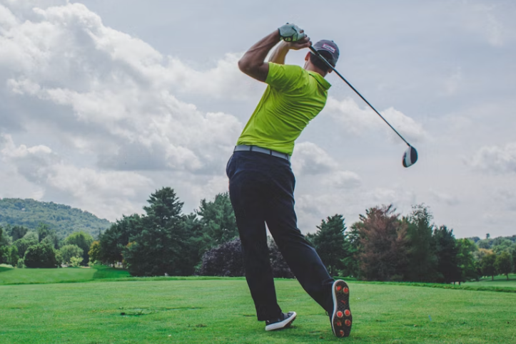 골프채 종류별 거리 완벽 가이드 (남자, 여자 아이언, 드라이버 비거리표 포함)