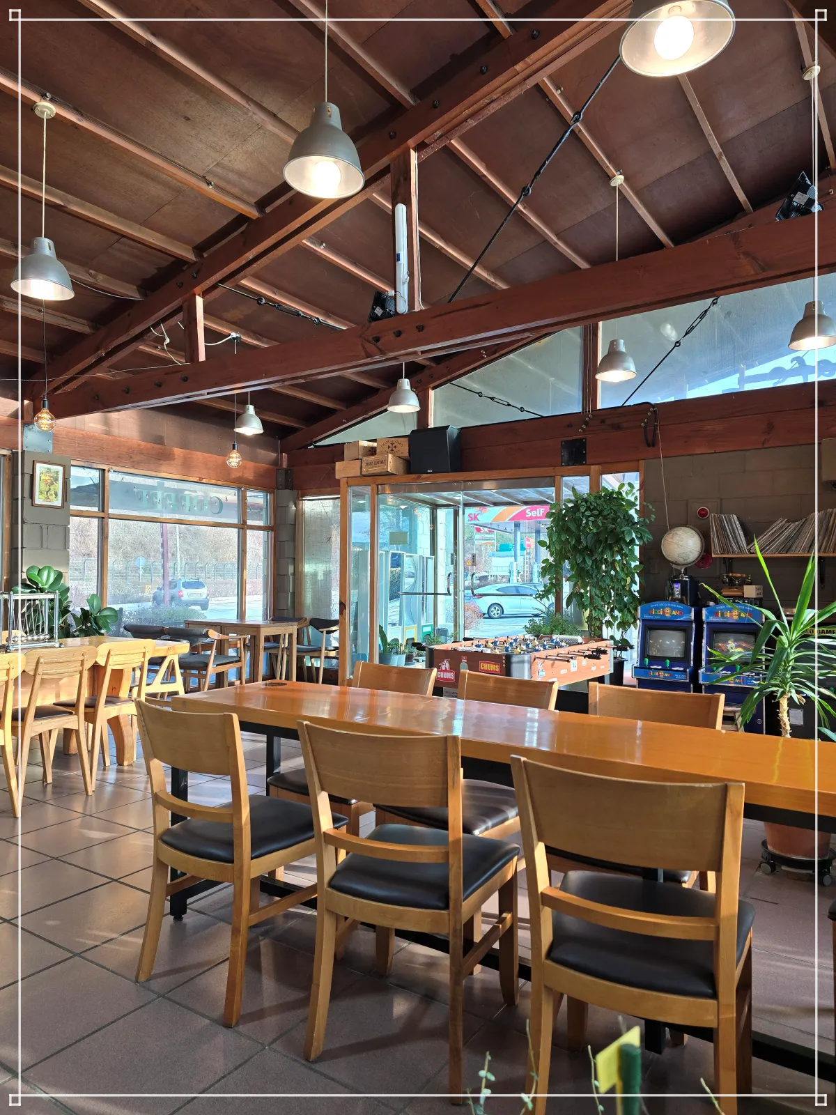 카페-스테이지코우치-실내풍경