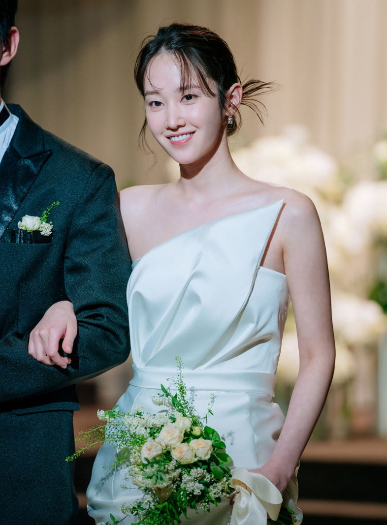 웨딩임파서블 전종서 웨딩