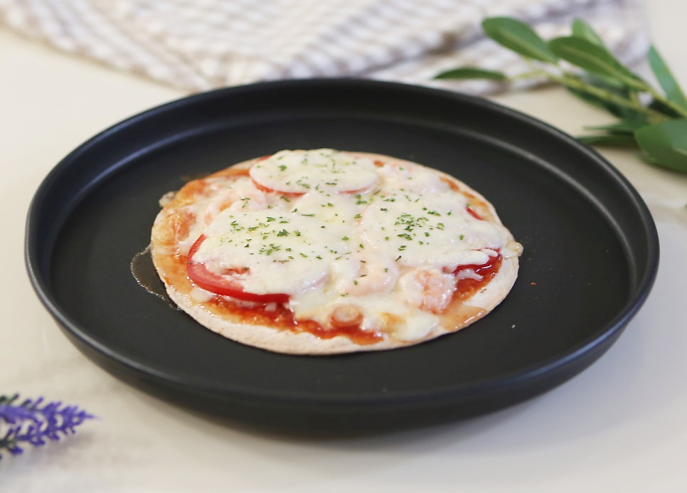 또띠아 치즈 피자