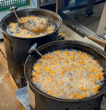 생생정보 가마솥 치킨 경주 맛집