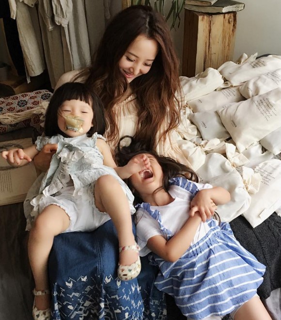 사강 프로필 나이 고향 학력 인스타