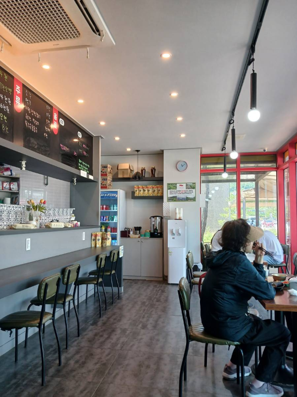 가평역 역전분식 풍경