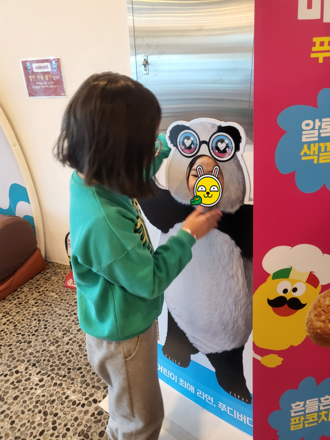 세트 메뉴도 있어서 여러가지를 시켜서 나눠먹었는데 배가 고파서 그런지 맛있었요~ 엄청 푸짐해보이지 않나요?