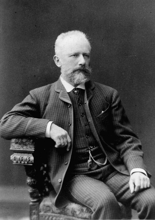 1887년 차이콥스키가 46세가 되던 해에 찍은 사진 [출처: 차이콥스키 리서치]