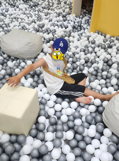 청자박물관 실내 놀이터, 겨울엔 아이카커서 입장을 못해서 여름에 찍은 사진입니다