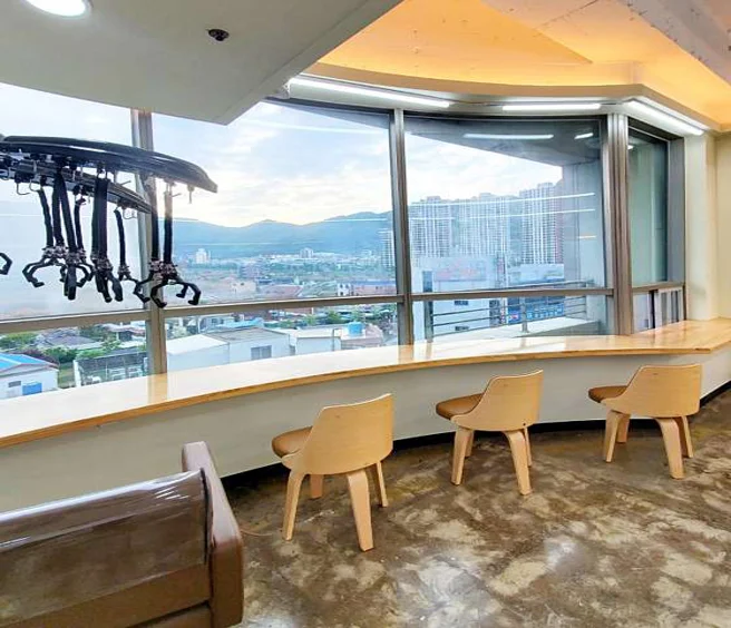 어반트랜드 창원마산점