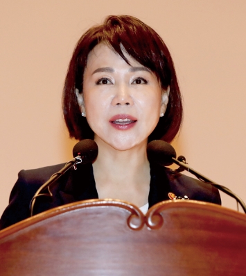 전현희 의원 프로필 나이 고향 학력 재산