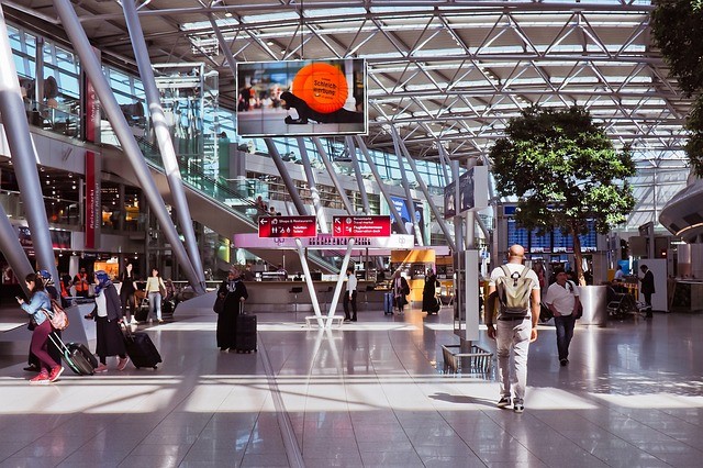 김포공항 주차요금 비행기 이미지
