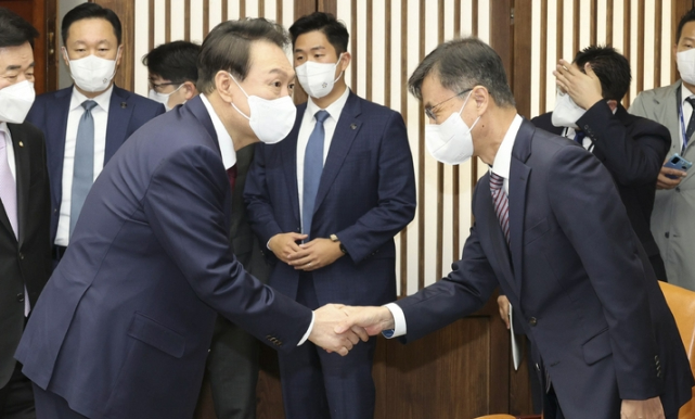 최재해 윤석열