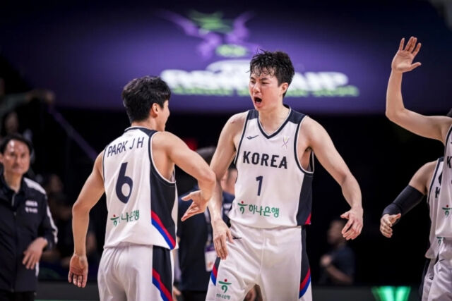 FIBA 아시안컵 8강전 MVP 문정현 이현중 여준석 하윤기 안준호감독 라이벌전