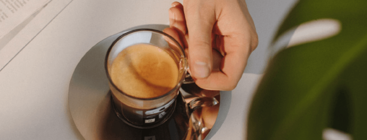 네스프레소 F121 캡슐커피