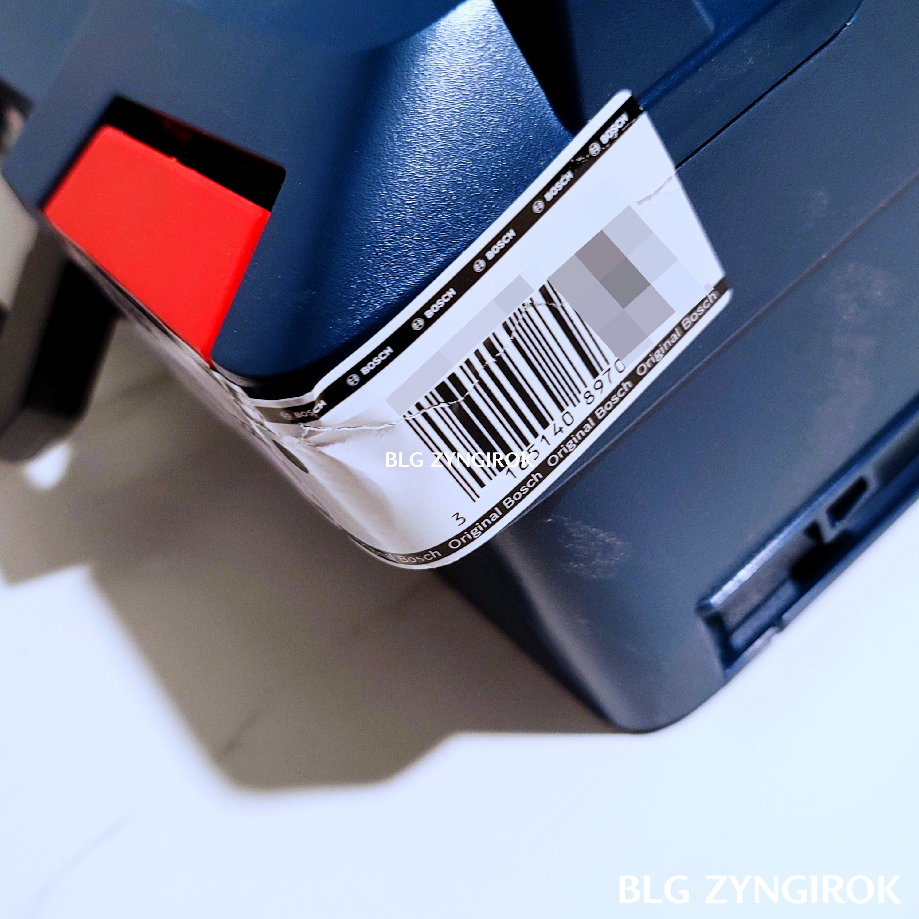 보쉬-케이스에-씰이-붙어있는-모습이다.