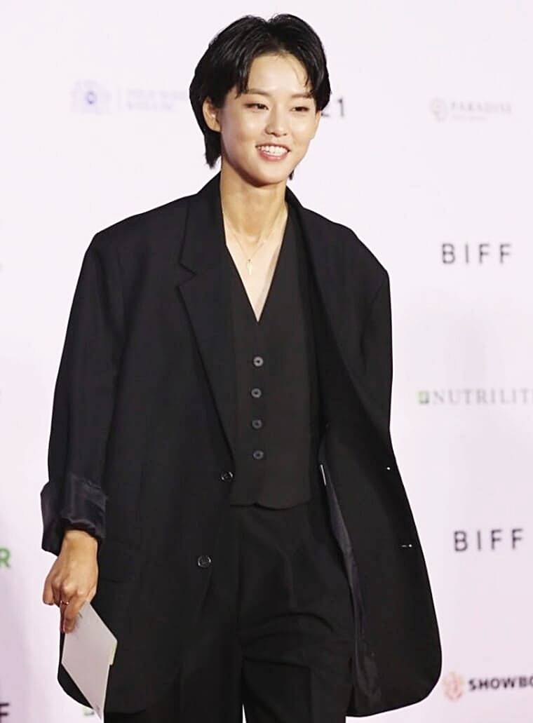 배우-이연