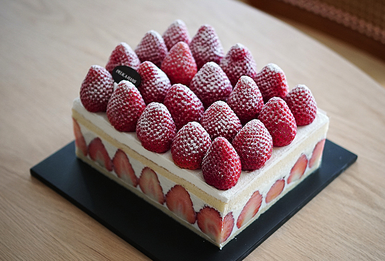 델리카한스 딸기케이크