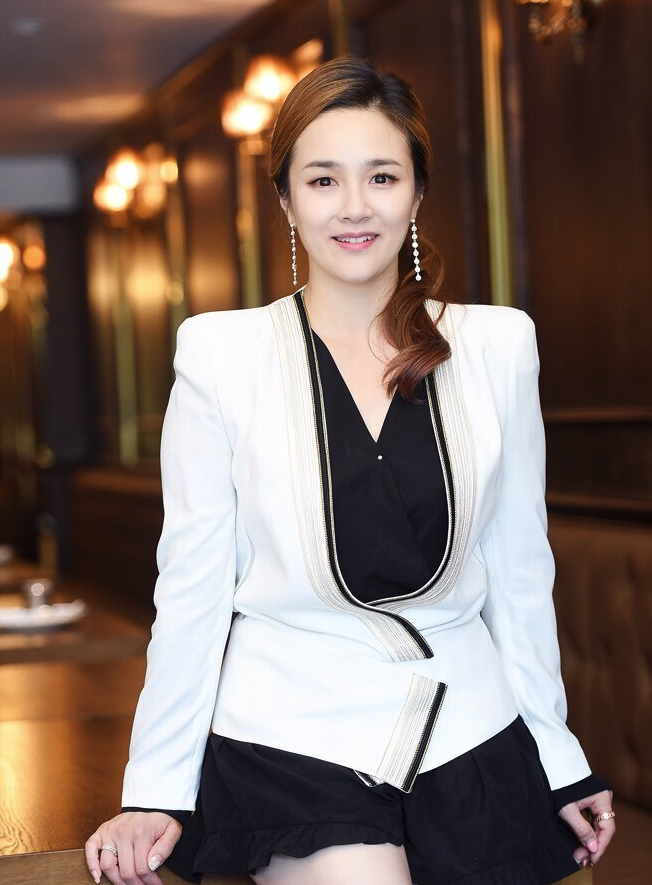 김보민 프로필2