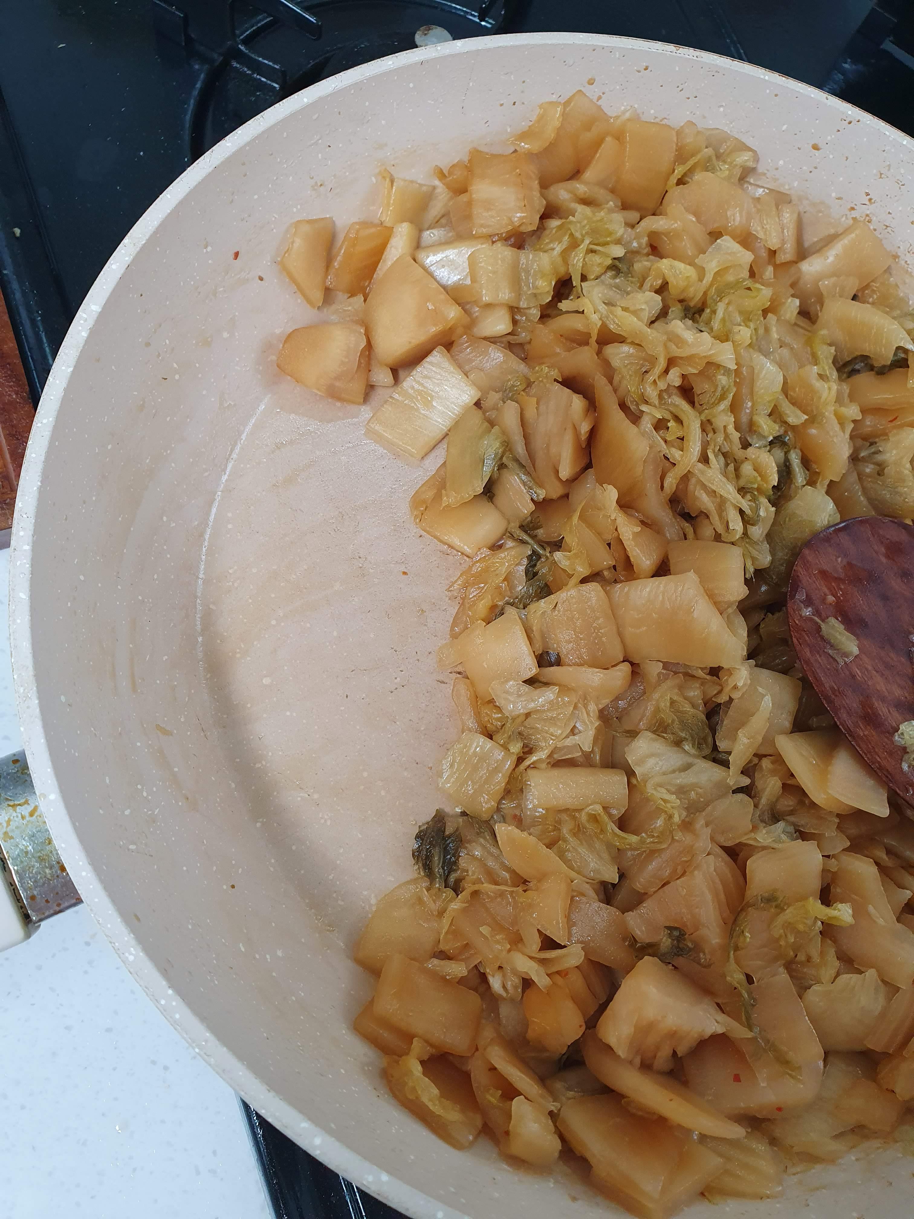 밥도둑 김치볶음