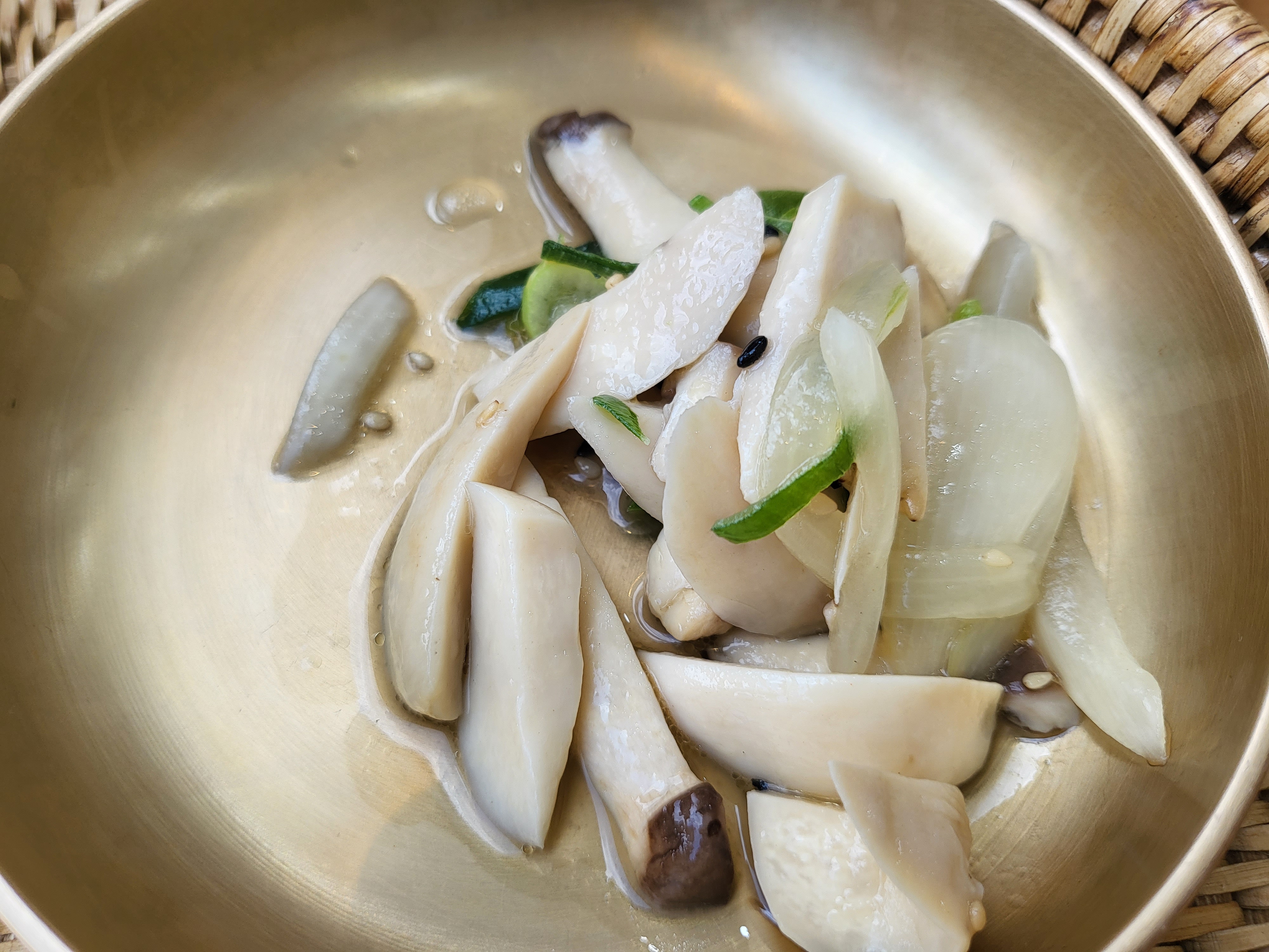 소쿠리밥상 - 버섯볶음