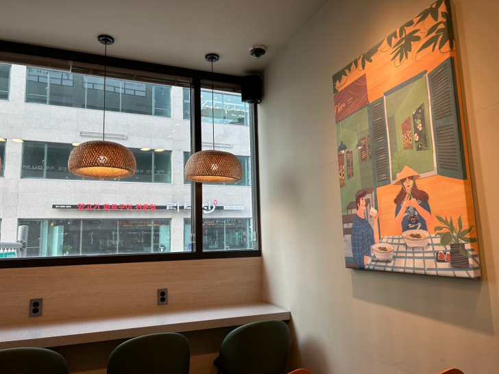 홍대쌀국수-내부-모습