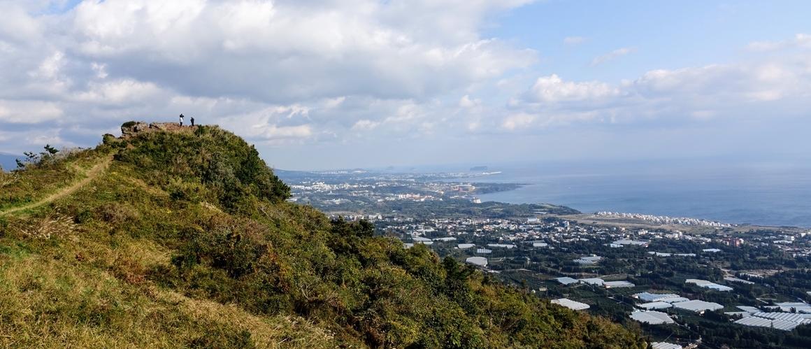 군산오름 정상모습