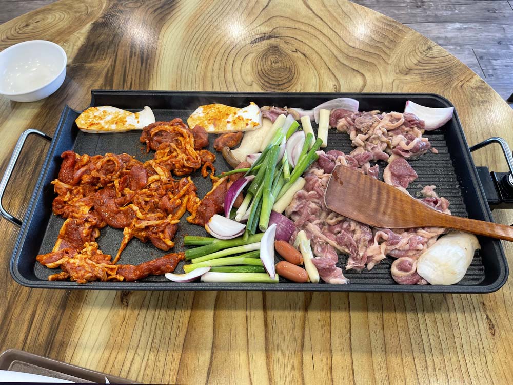 하늘정원 이장네 오리, 오리로스 주물럭 반반