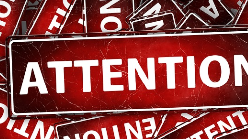 attention이라고-써있는-표지판