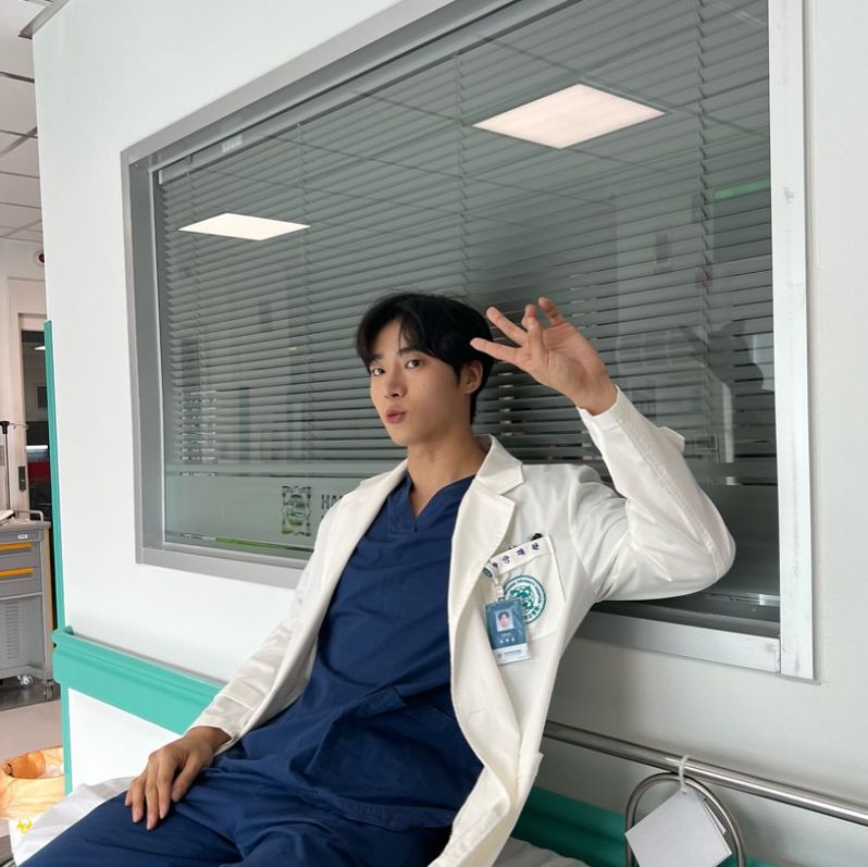 추영 사주 풀이 별자리 차트로 본 이상형 연애스타일 깻잎 테스트 남친 갔어 반응