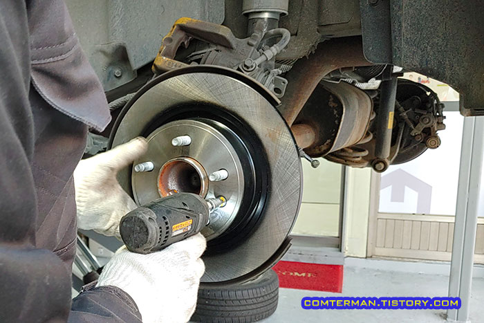 올란도 리어 휠 디스크 교체