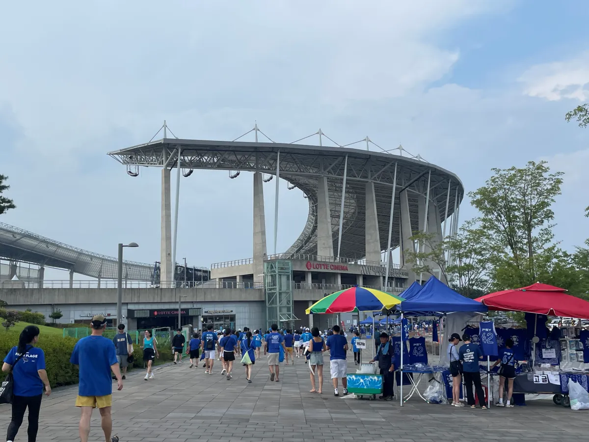 싸이-흠뻑쇼-2024-인천-공연-준비물,-굿즈,-라구역-5000번대-지연입장후기