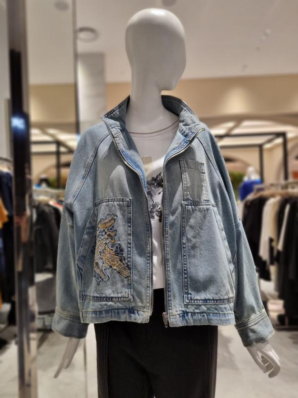 데무 자수 디테일 데님 자켓 MD2209144