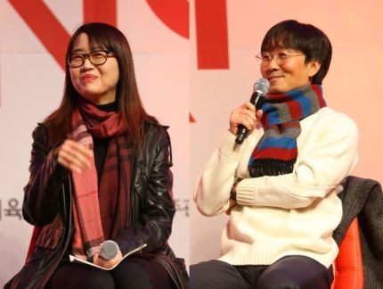 김은희 작가 나이 프로필 결혼 남편 장항준 작품 과거 댄서 킹덤