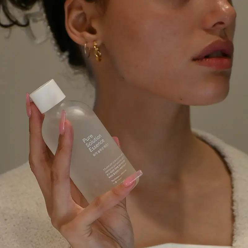 피부노화 걱정 NO! 50대 중년 여성의 빛나는 피부 루틴 비결