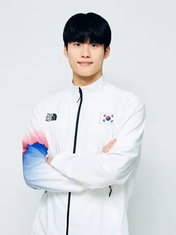 황선우