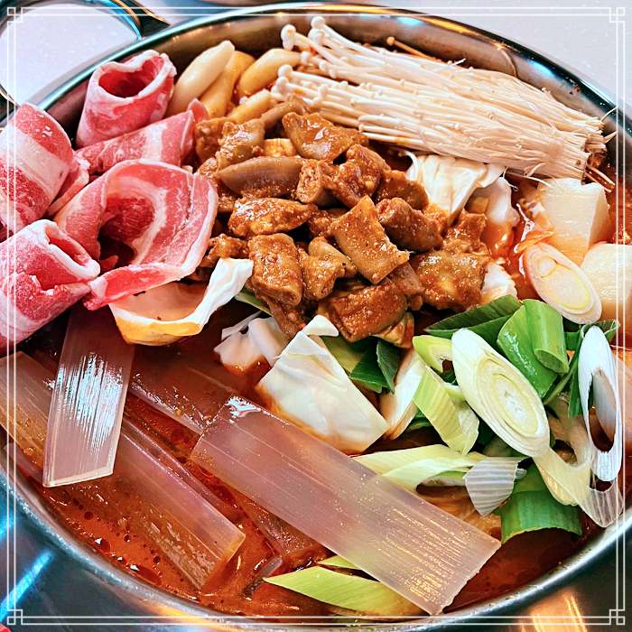 고기서 만나 관악, 신림 투움바 로제 닭볶음탕 맛집