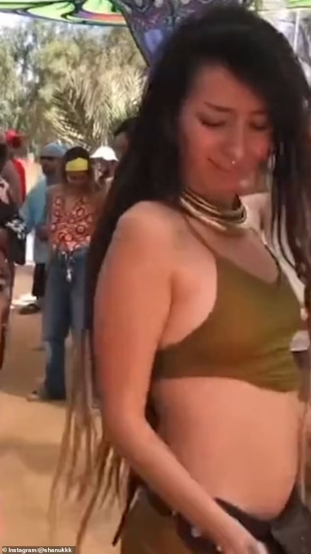 아비규환! 최소 260명이 사망한 하마스의 이스라엘 대학살 현장 VIDEO: Tragic Shani Louk dances at festival before body paraded by Hamas