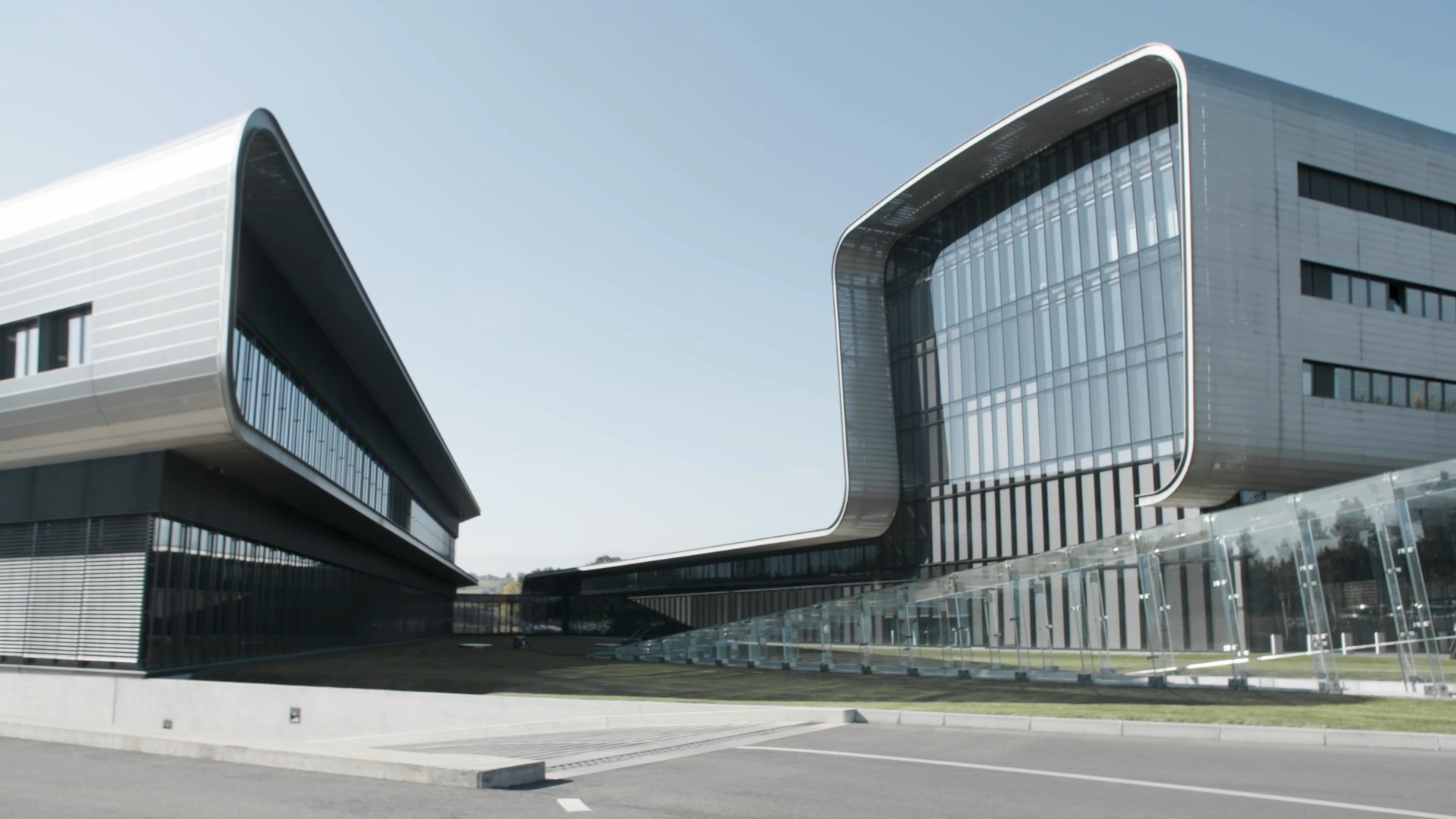 바쉐린 콘스탄틴 파텍필립 오데마피게 HolyTrinity 세계3대시계 OneofNotMany 메종 루브르박물관 몰타십자가 캐비노티에 메티에다르 제네바홀마크