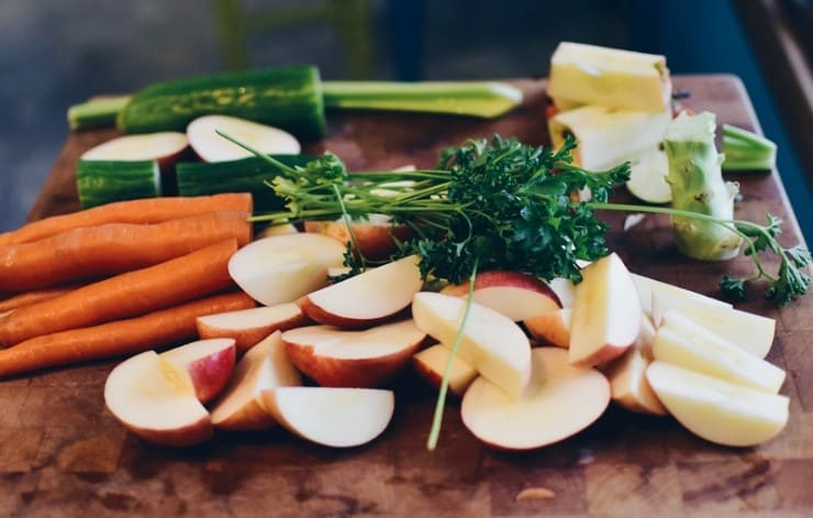 과일-사과-채소-오이-당근