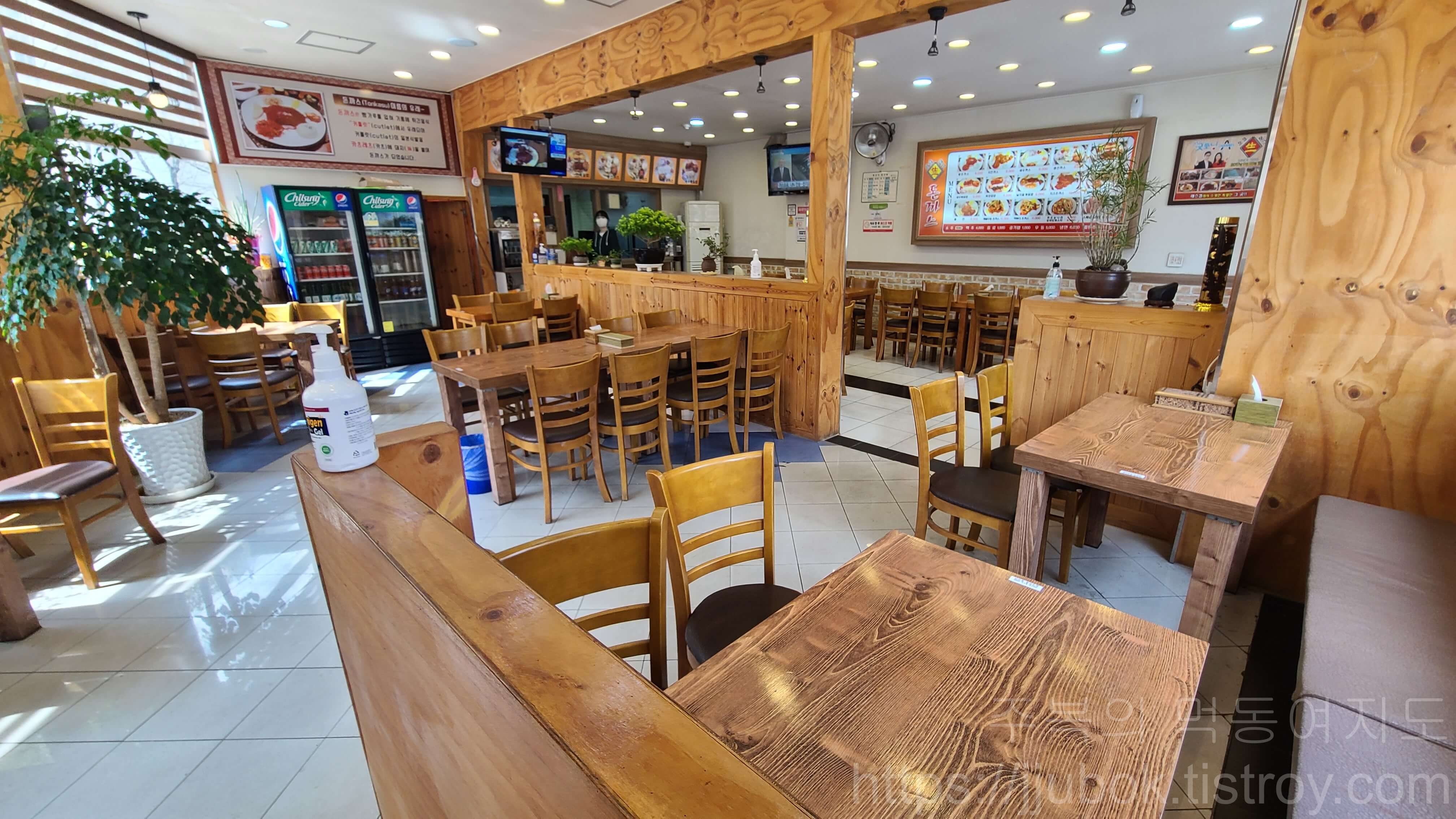 하이포그-돈까스-분위기