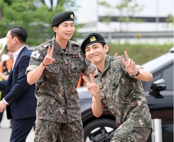 뷔 전역