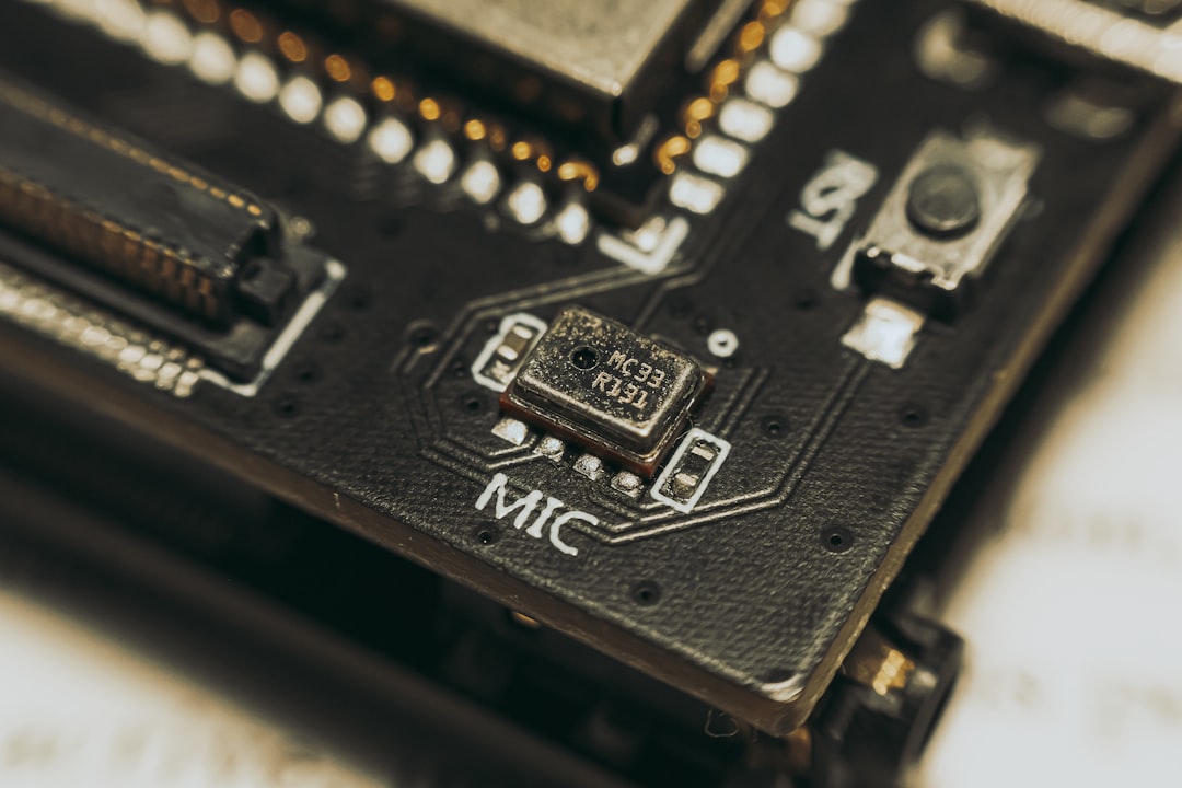 Sensor