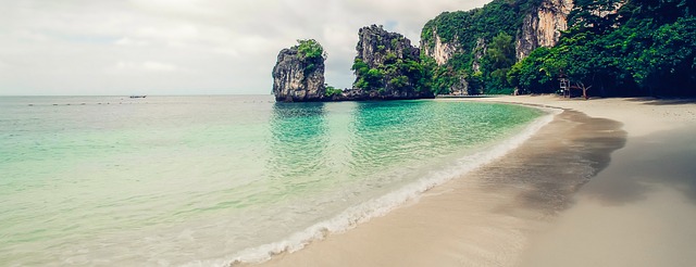 섬마을 해변가 모습