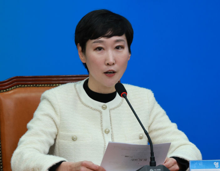 이지은 대변인