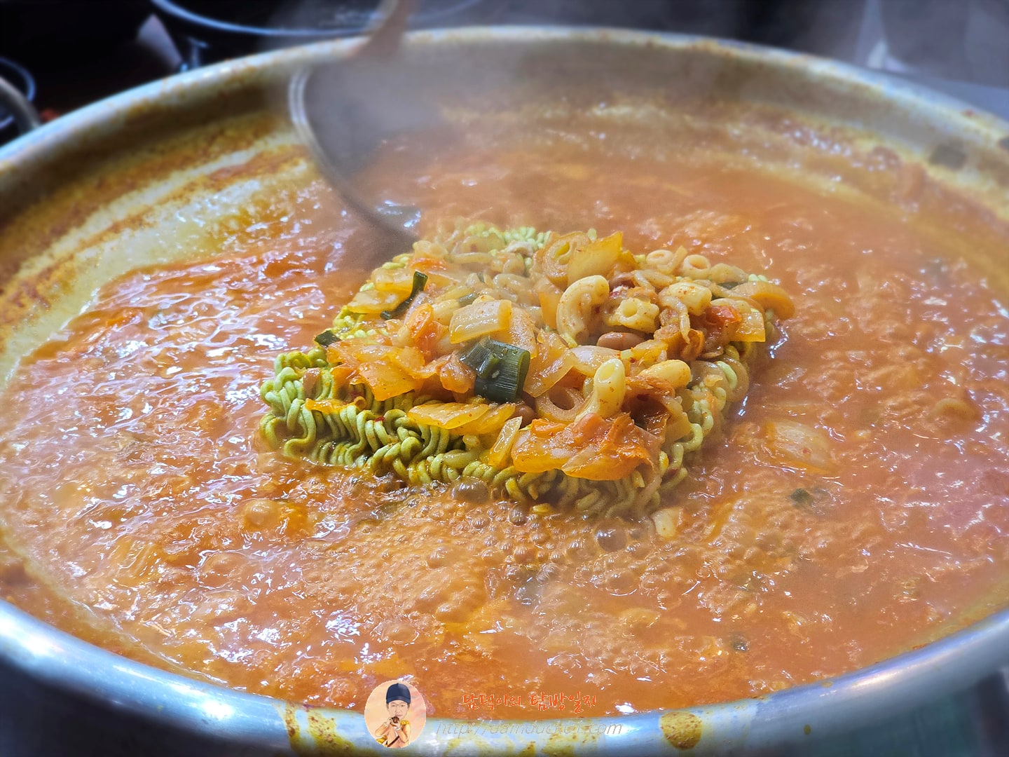 킹콩부대찌개 + 리얼햄가득부대찌개
