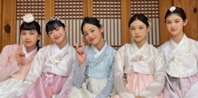 한복이 잘어울리는 예쁜그룹