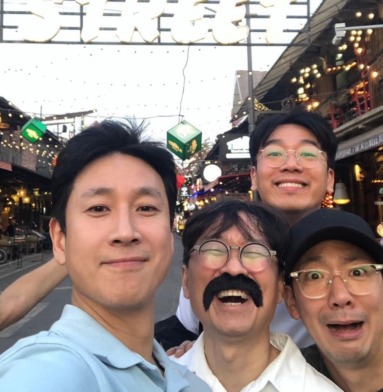 이선균