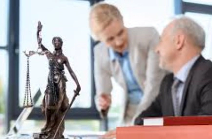 어쏘 변호사 뜻