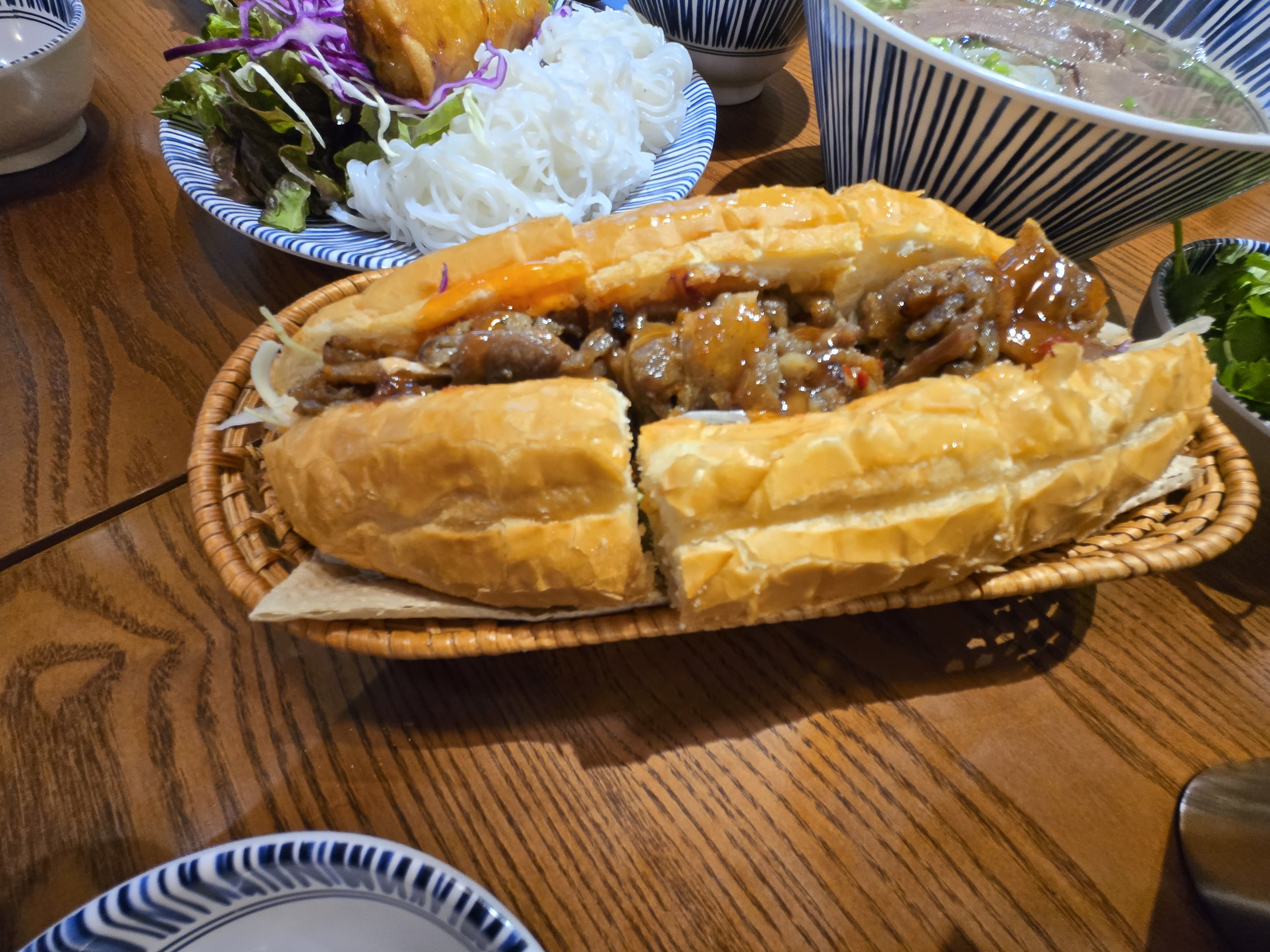 범어동 베트남 음식 맛집 라이첸 반미