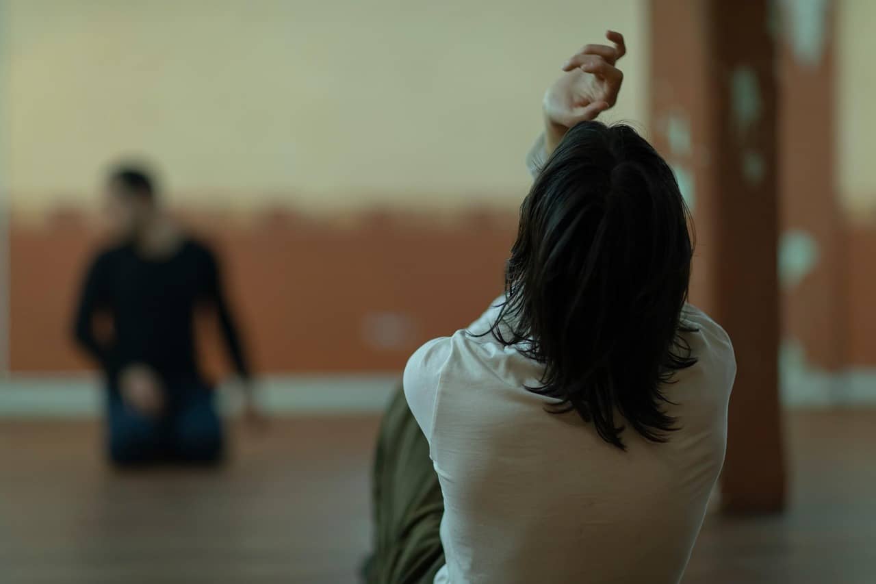 예술가들의 연습실로 바뀐 폐교